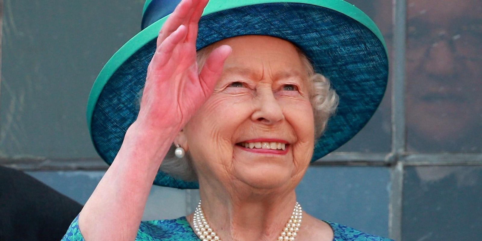 Queen Elizabeth's Signature Nail Polish Colors - wide 6