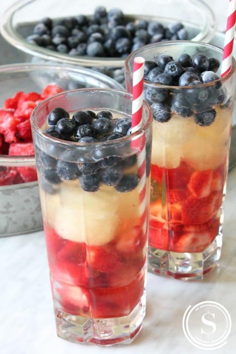 22 Easy 4th of July Drinks - Best 4th of July Punch Recipes