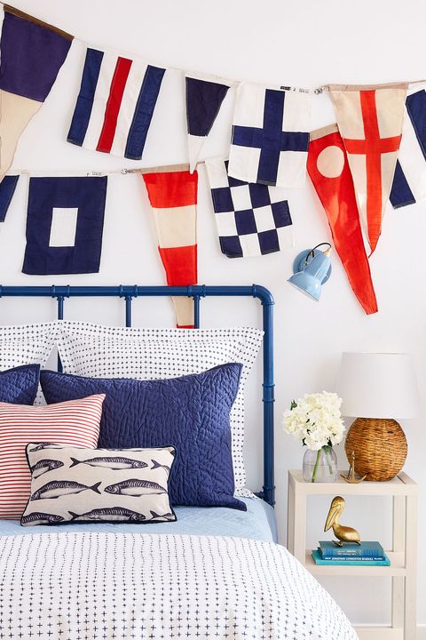 beach house decorating - bedroom nautical flags