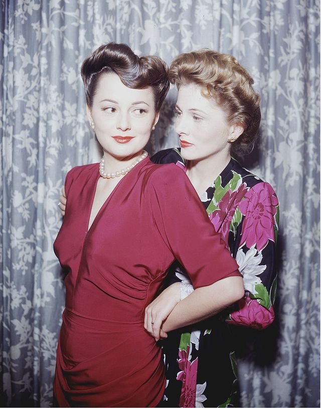 Olivia de Havilland and Joan Fontaine's estrangement