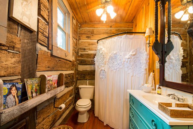 Peek Inside the Coziest Log Farmhouse for Sale in Georgia