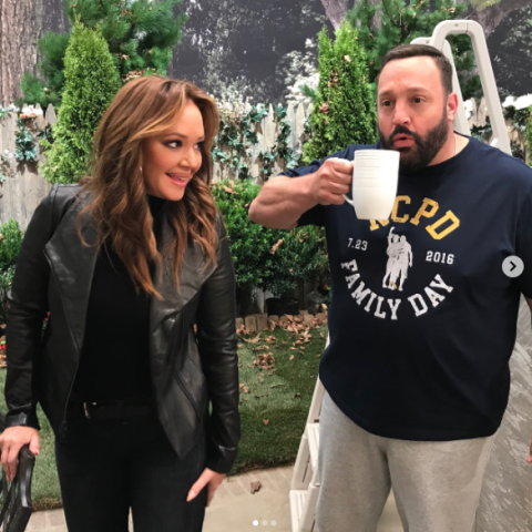 Leah Remini and Kevin James in 'Kevin Can Wait'