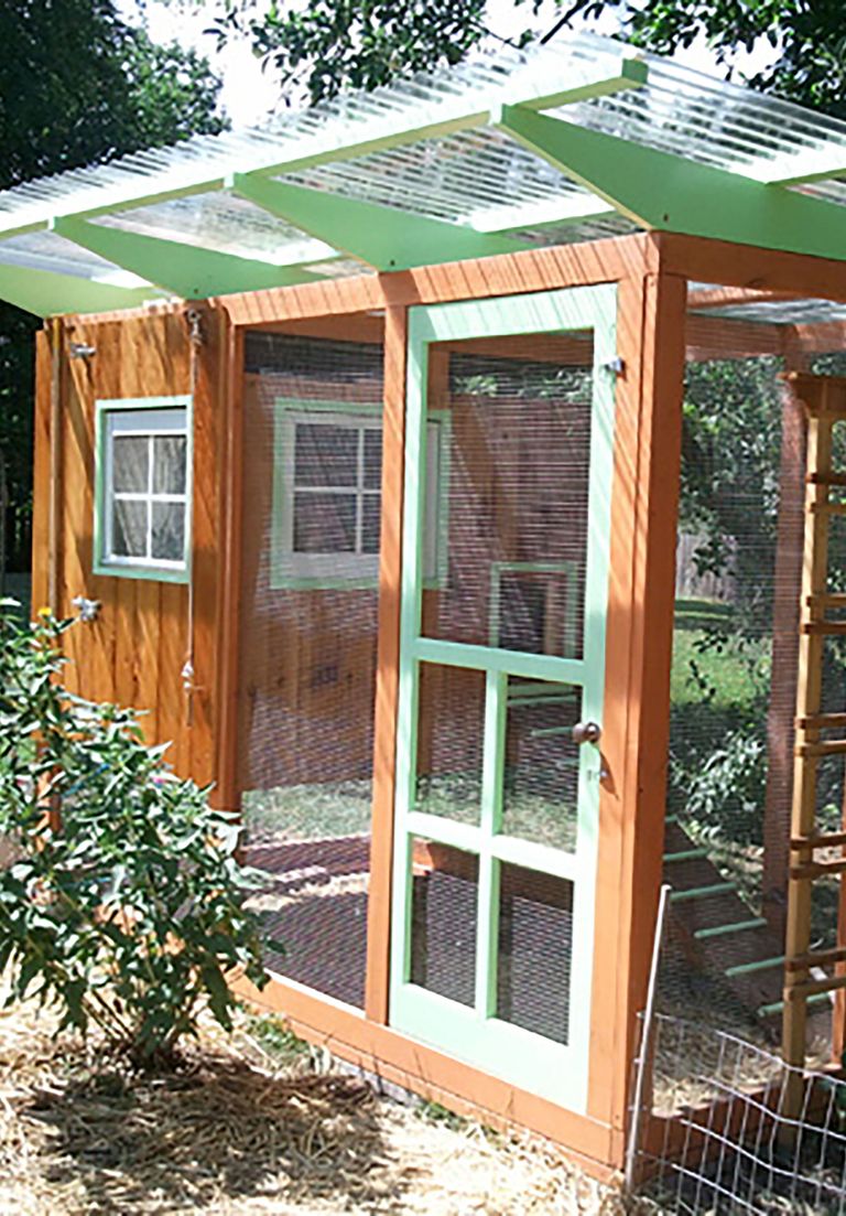 Chicken Coop Decorating Ideas - Chicken Coop Plans