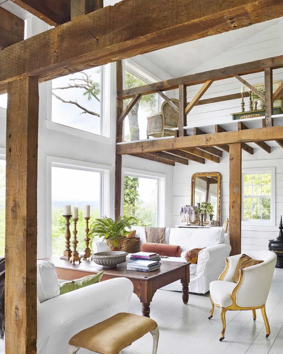 Inside a Beautiful Backyard Barn Turned Guest House - Gun Nowak Upstate ...