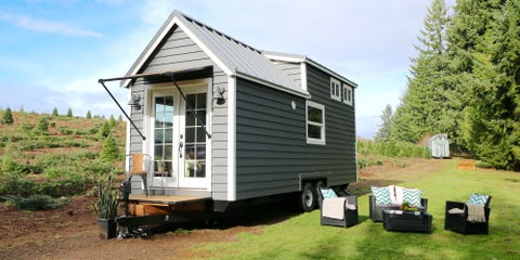 5 Things You Need To Know About Hgtv S Tiny Luxury Facts Courtesy Of Hgtv
