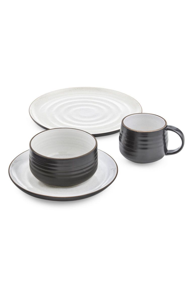Dishware, Dinnerware set, Saucer, Tableware, Serveware, Plate, Porcelain, Teacup, earthenware, 