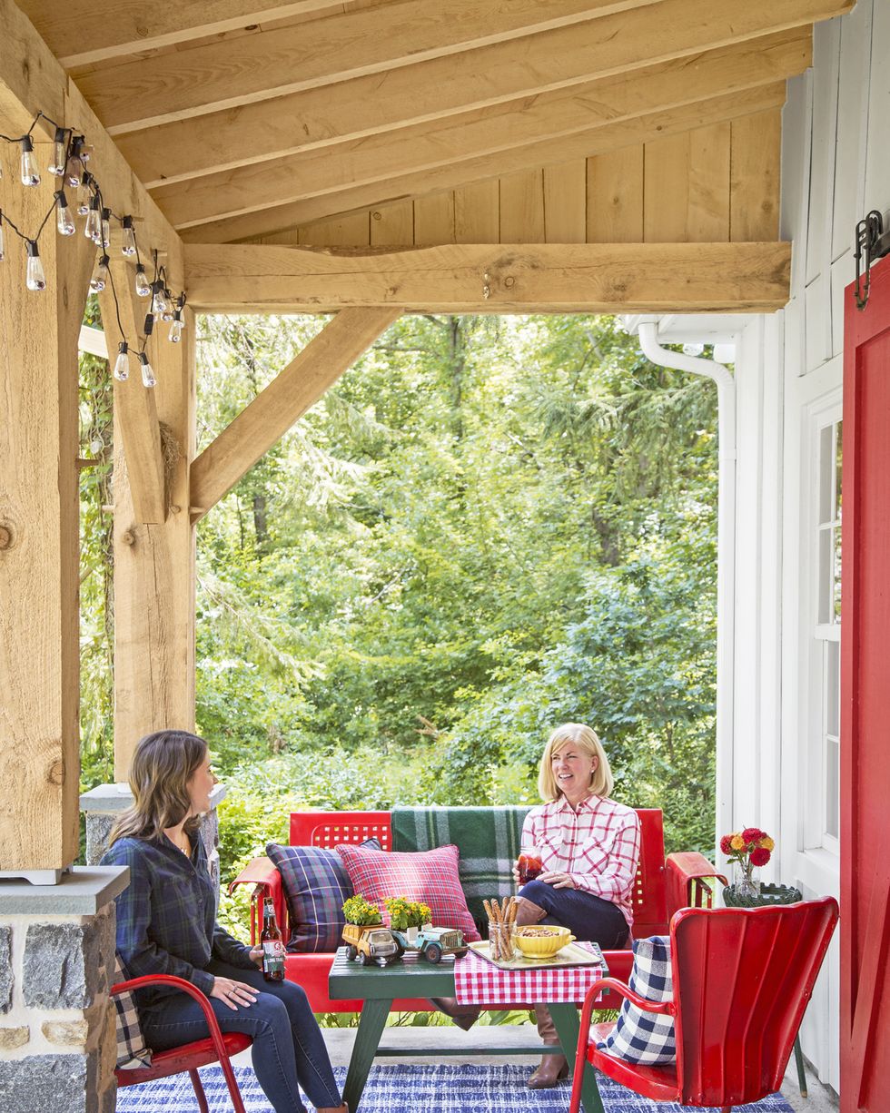 table, outdoor furniture, outdoor table, garden, shade, door, outdoor structure, patio, home accessories, coquelicot,