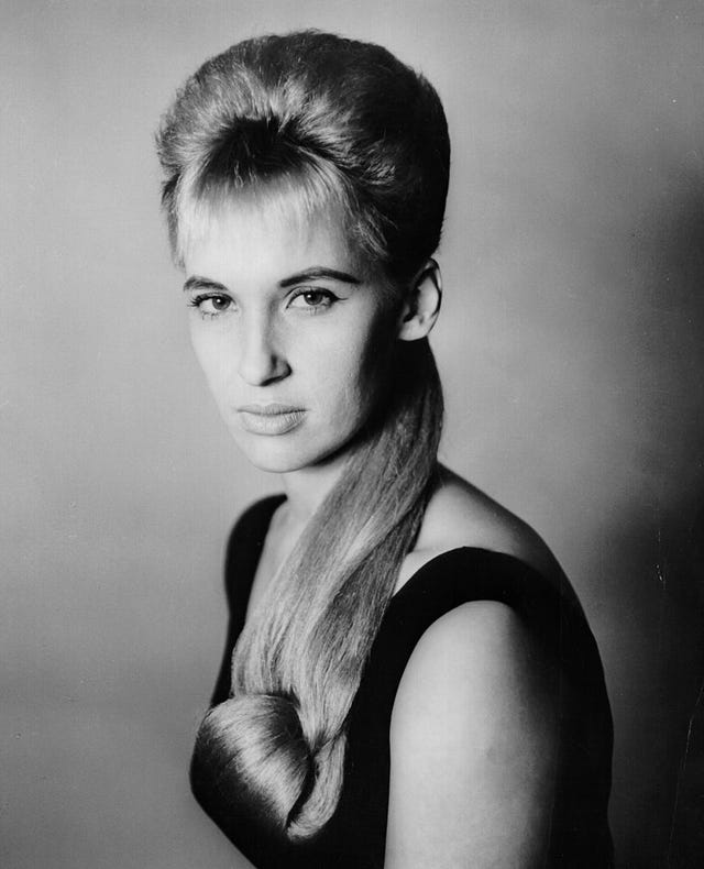 The Tragic Life of Tammy Wynette - Tammy Wynette's Painkiller Addiction The Tragic Life Of Tammy Wynette - Tammy Wynette'S Painkiller Addiction