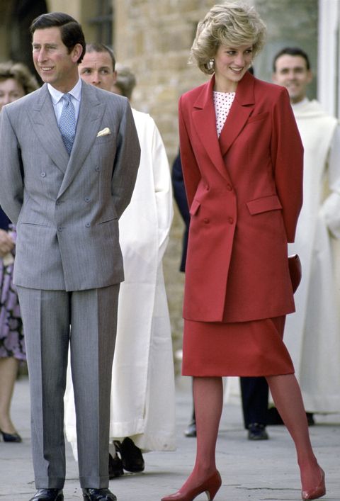 <p>Diana didn't just theme her outfits and&nbsp;shoes. She also occasionally wore colored stockings—presumably matched&nbsp;to her outfit&nbsp;thanks to hand-dying, a sartorial&nbsp;luxury taken advantage of to this day by&nbsp;Kate Middleton, whose hats are designed to perfectly match her outfits thanks to expert <a href="http://www.marieclaire.com/fashion/news/a19751/jane-taylor-interview/" target="_blank" data-tracking-id="recirc-text-link">milliners like Jane Taylor</a>.&nbsp;</p>