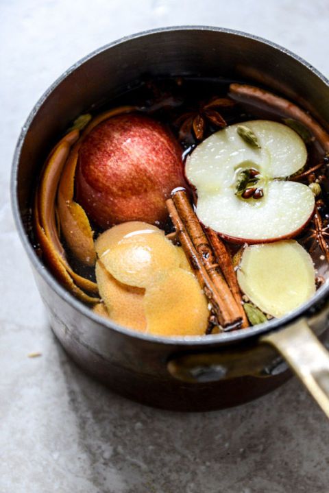 How to Make Simmer Pots (Stovetop Potpourri) - Perry's Plate