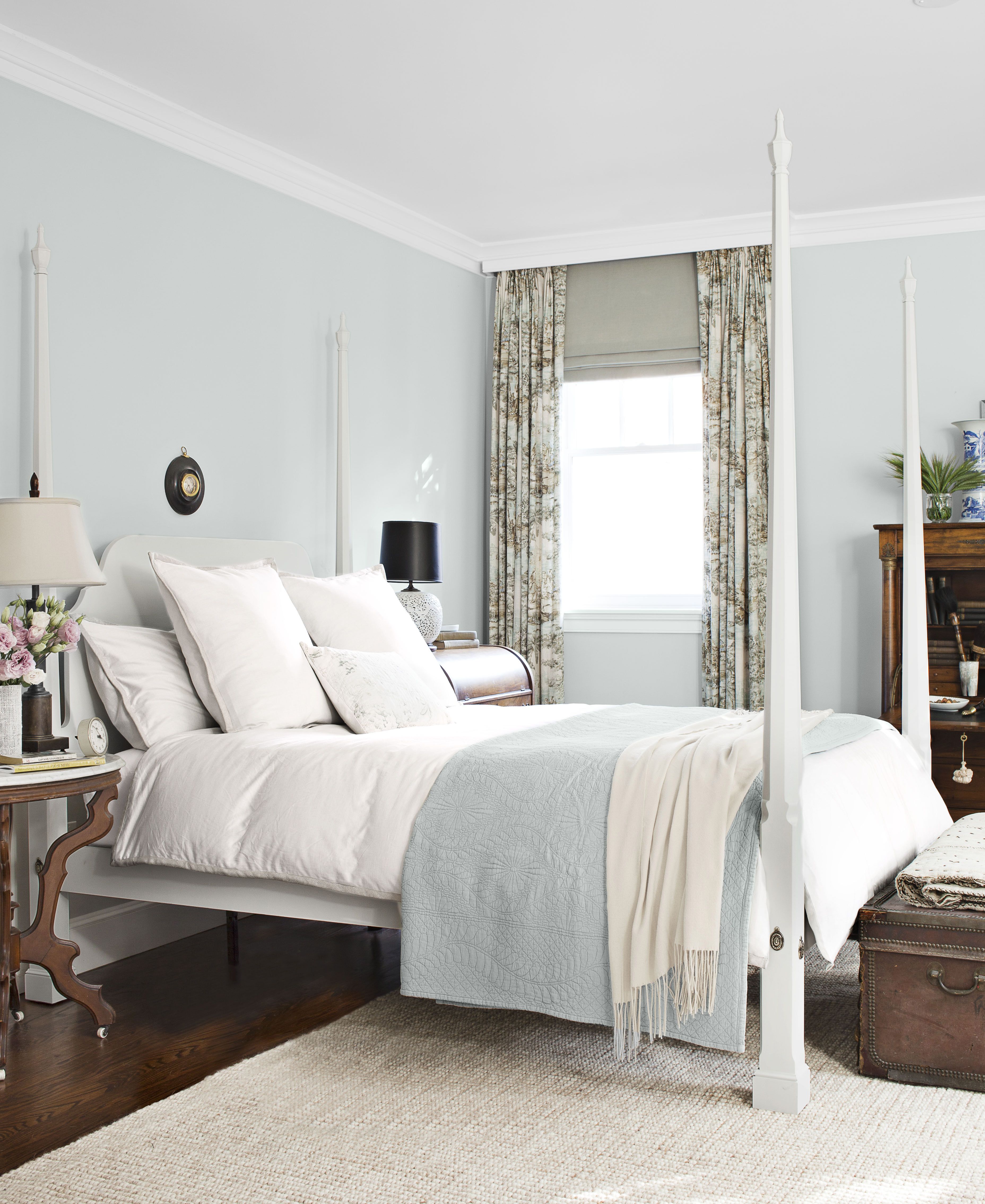 Featured image of post Warm Gray Paint Colors For Bedroom - The color gray, in general, is a highly sought after color because it provides a strong base to any type of room, but when preparing to decorate a gray bedroom, there are so many when you think of the best gray paint ideas for bedrooms, you have to consider the accent colors to go with it, too.