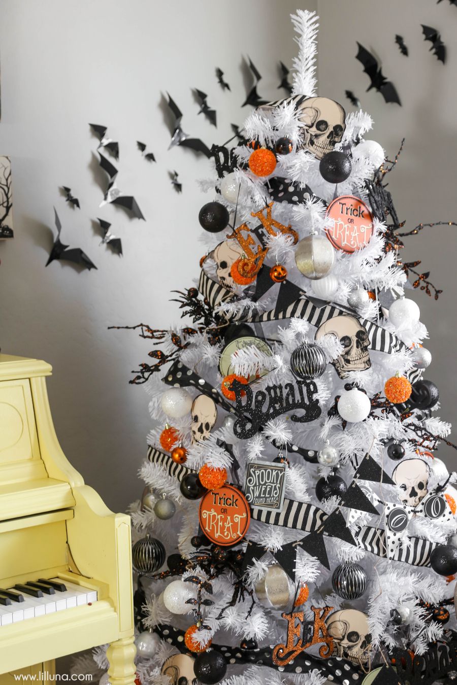 halloween tree decorations