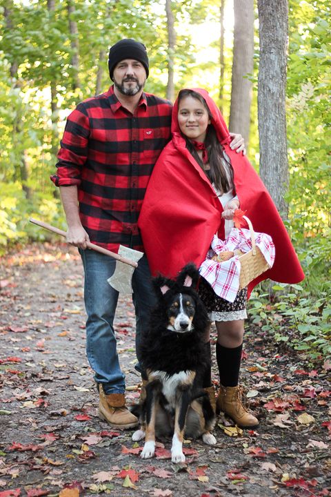 family costume with dog