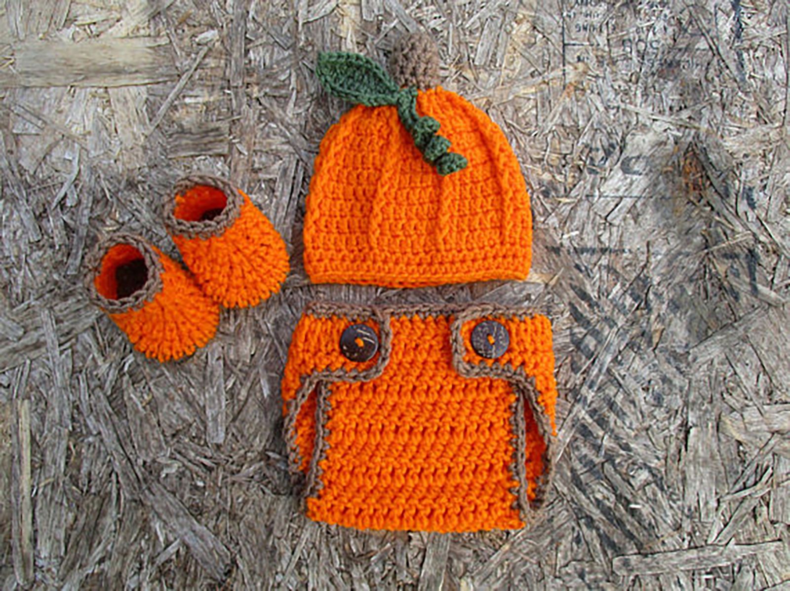 Crochet baby sale pumpkin costume