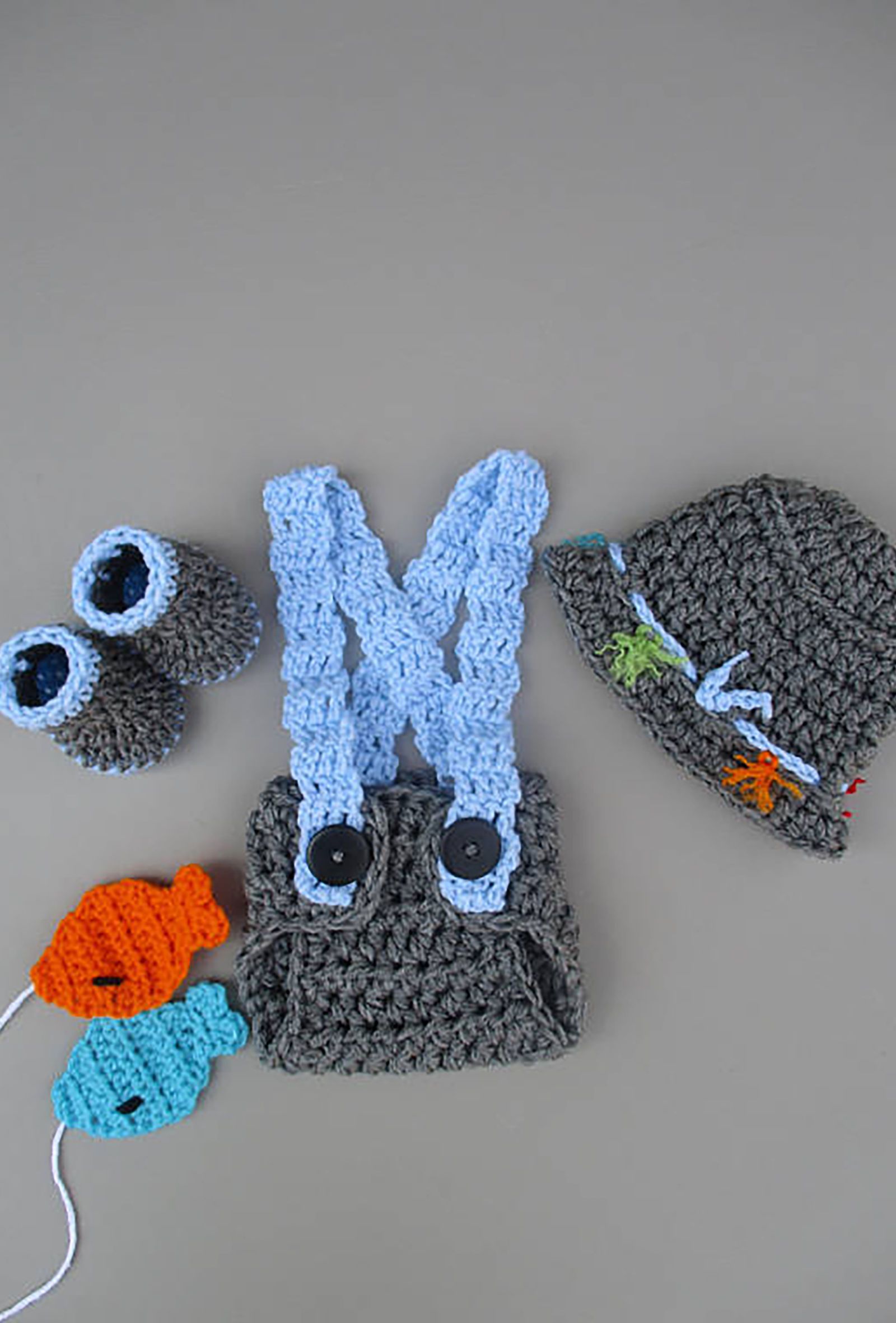 crochet baby fishing outfit pattern