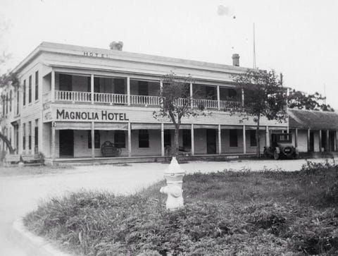 See Inside This Haunted Texas Hotel And Watch The Seriously Y The Magnolia Hotel In 1920