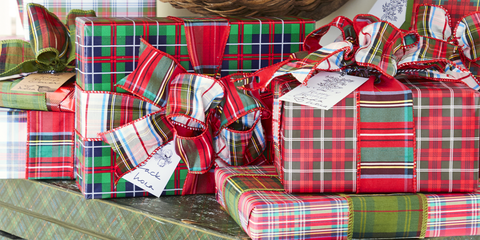 30 unique gift wrapping ideas for christmas how to wrap holiday