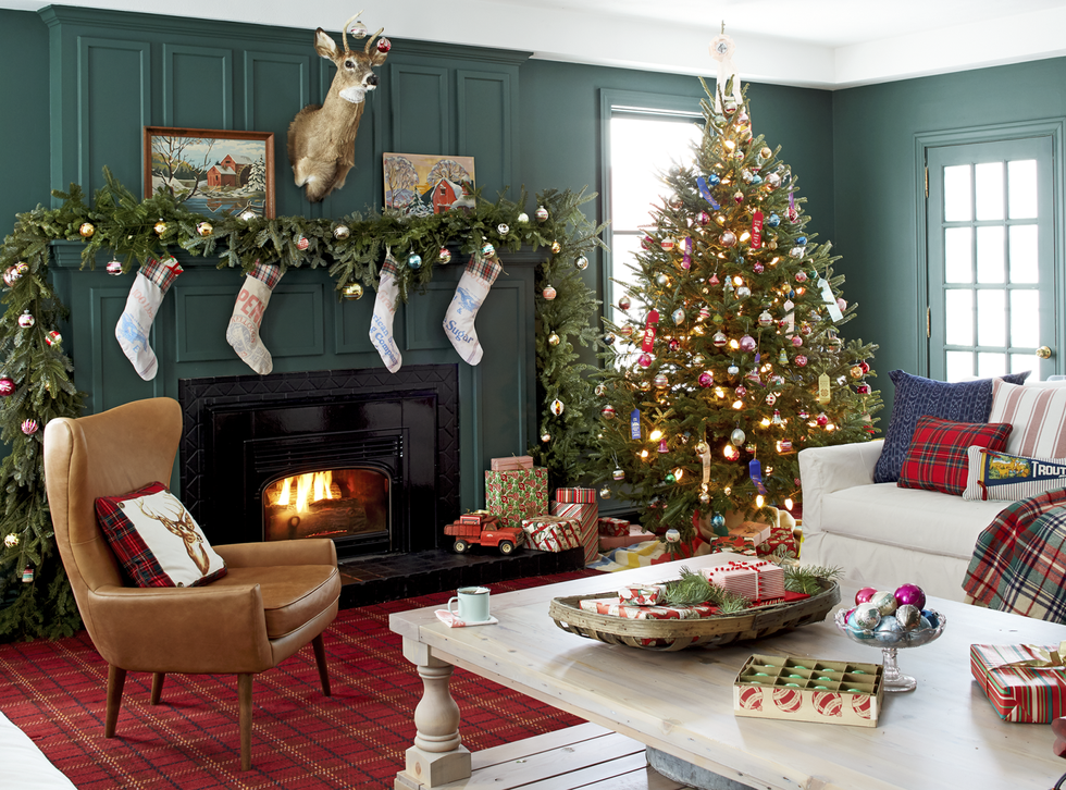 30 Best Christmas Home Tours Houses Decorated for Christmas