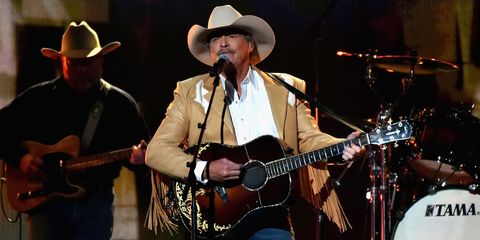 Alan Jackson Played '90s Songs at 2017 CMA Awards - CMAs 