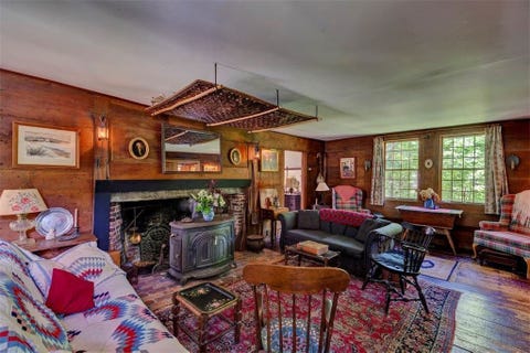 Room, Property, Living room, Furniture, Interior design, Building, Home, House, Real estate, Ceiling, 