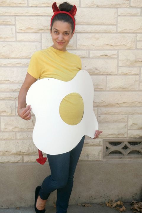 pregnant deviled egg costume