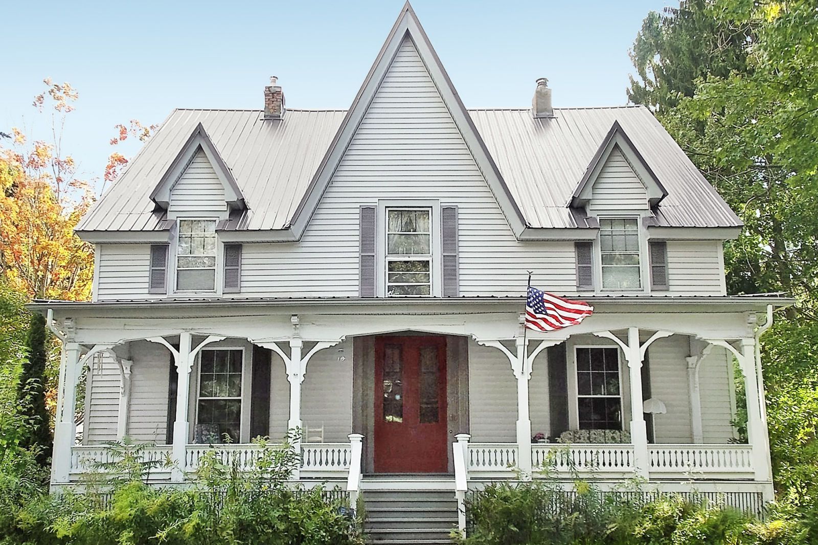 Gingerbread Houses For Sale Victorian Homes For Sale   Country Listings Sherburne 1217 