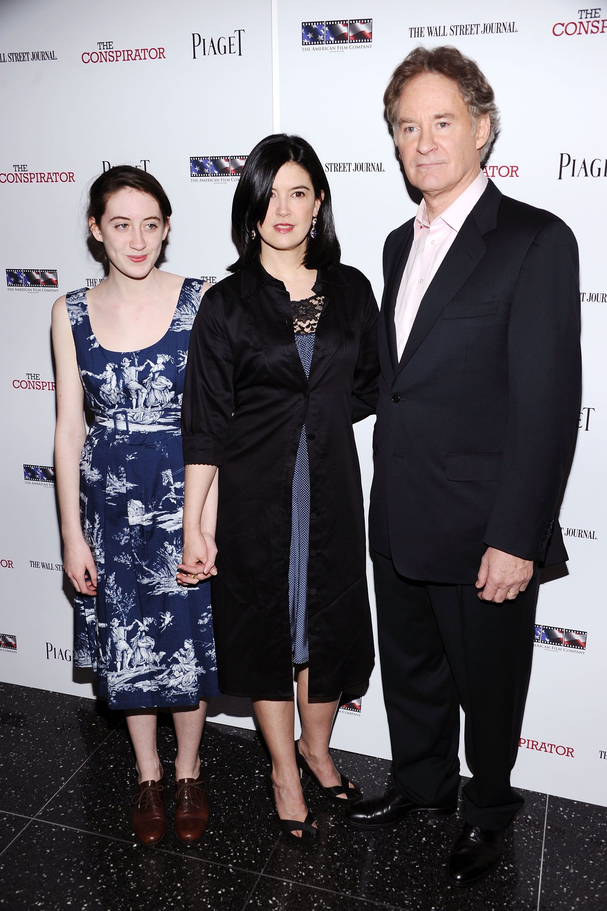 Kevin Kline and Phoebe Cates Love Story Secret to Kevin Kline s Long Marriage