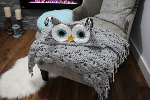 DIY Crochet Owl Blanket - How to Make Hooded Owl Blanket