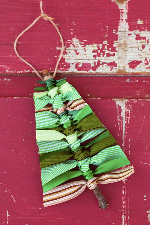Scrap Tree Ribbon Ornaments scrap tree ribbon ornaments