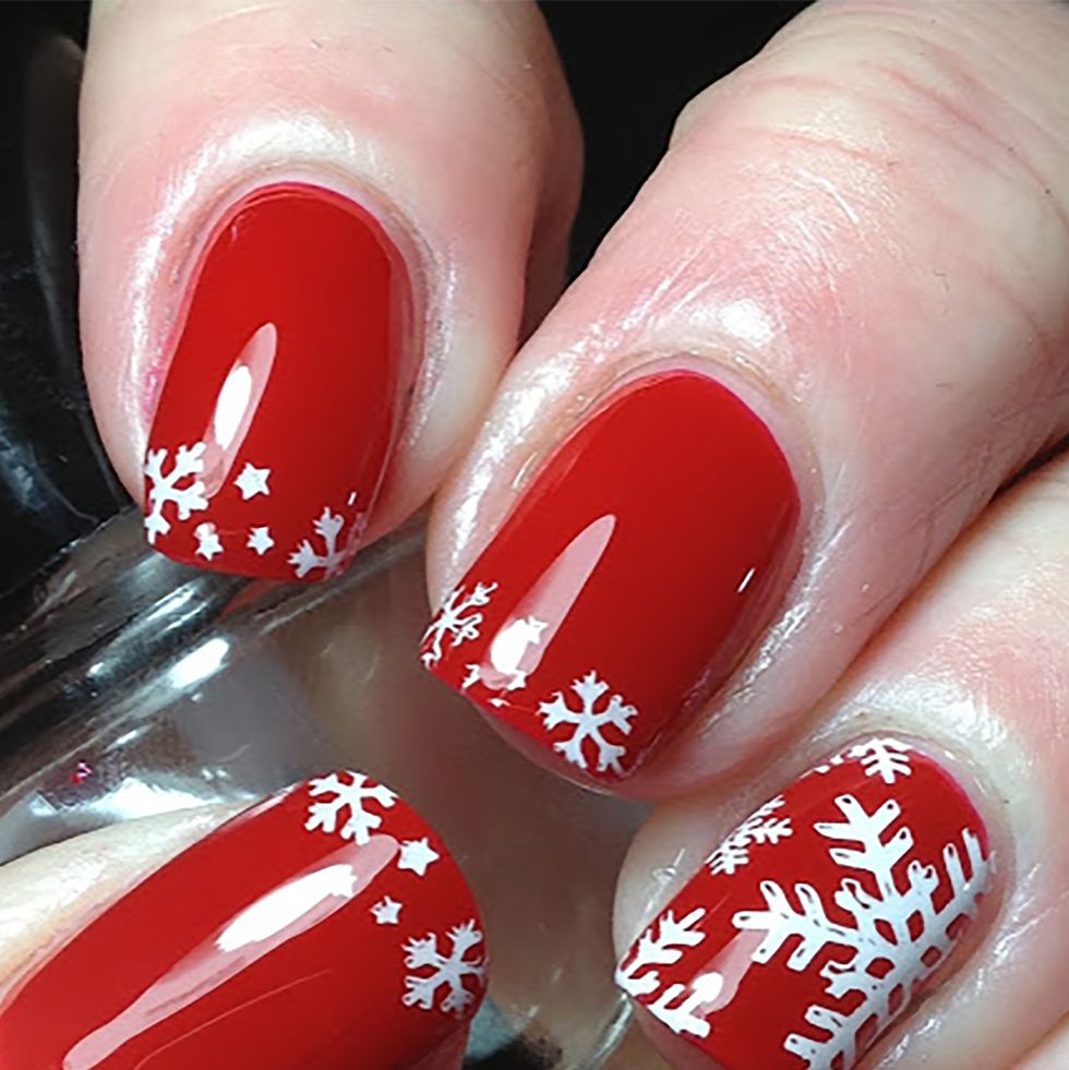 snowflakes christmas nail art