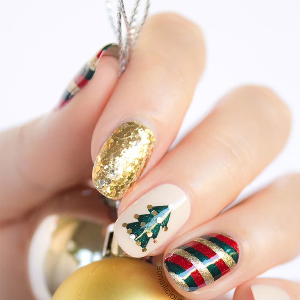 mix match christmas nail art