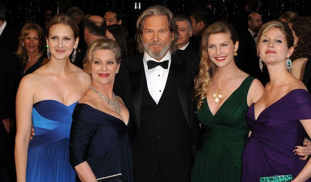 Jeff Bridges and Susan Geston's Marriage - How Long Have Jeff Bridges ...