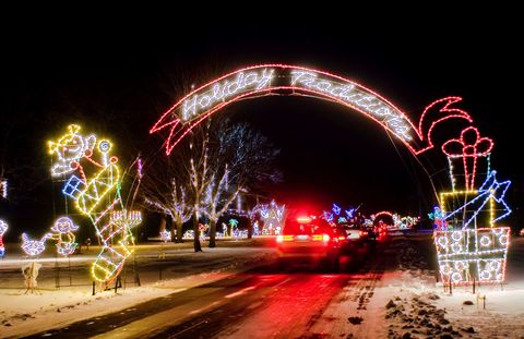 38 Best Christmas Light Displays in the U.S. - Holiday Light Shows Near Me