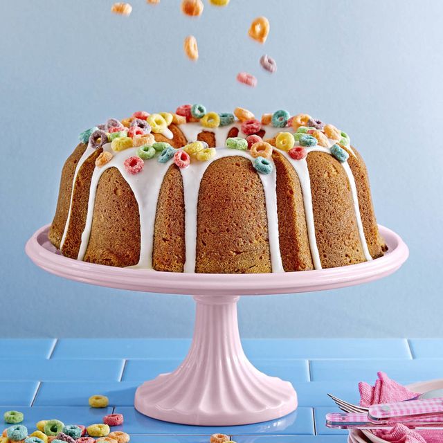 froot loops bundt cake