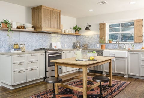 Fixer Upper Widow Home For Sale Patti Baker Lists House Following Chip And Joanna Gaines Renovations Fixer Upper Widow Home For Sale Patti Baker Lists House Following Chip And Joanna Gaines Renovations