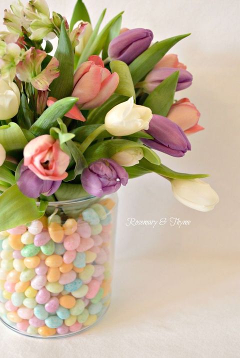 19 Beautiful Easter Flowers And Arrangements - Easy Easter Centerpieces