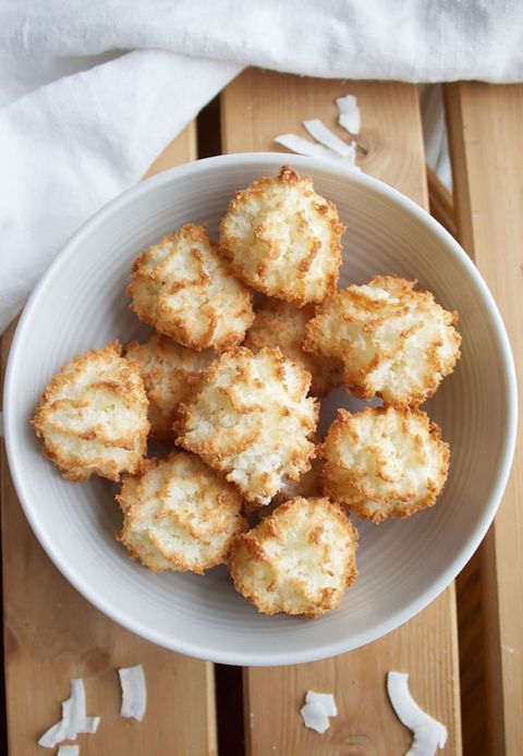 10 Easy Coconut Macaroon Recipes How To Make Coconut Macaroon Cookies