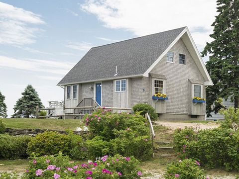 Tiny Beach Cottage In Maine Tiny Homes For Sale