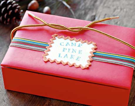 Memory Bo Ideas How To Make A Box Red Box With Ribbon And Label