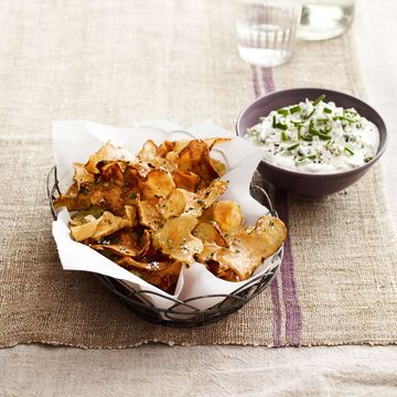 sunchoke chips with warm blue cheese dip