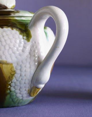tea pot with swan shaped handle