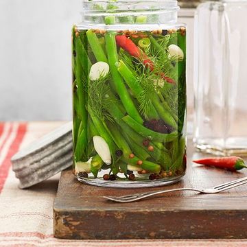 spicy pickled green beans
