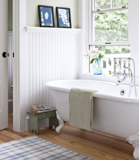 Flynn bathroom - wainscoted walls