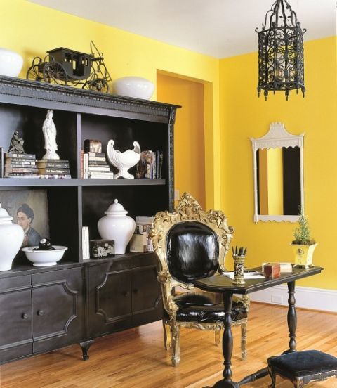 Yellow Office With Ornate Black Vinyl Desk Chair