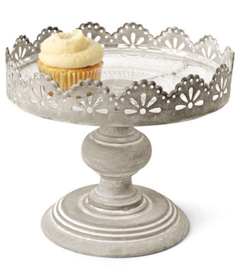 cake stand