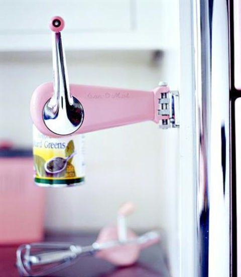 Pink Retro Kitchen Decorating Ideas - Vintage Kitchen Decor