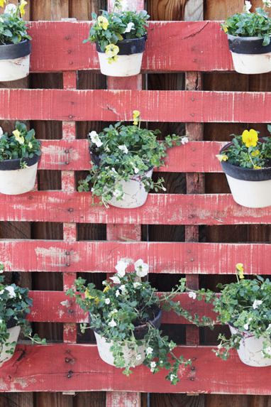 35 Creative Ways To Plant A Vertical Garden How Make - Diy Outdoor Wall Planters