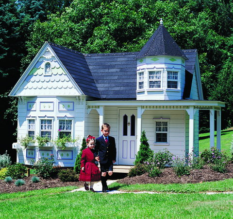 Window, House, Property, Home, Building, Real estate, Roof, Door, Cottage, Garden, 