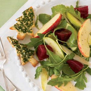 beet and apple salad with maple dressing