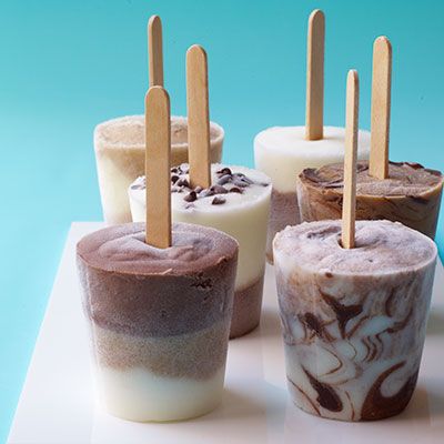 mini frozen yogurt pops